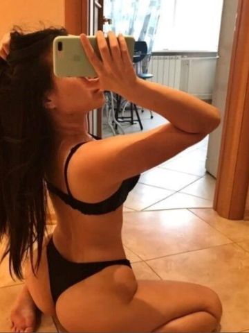 Симона Омск